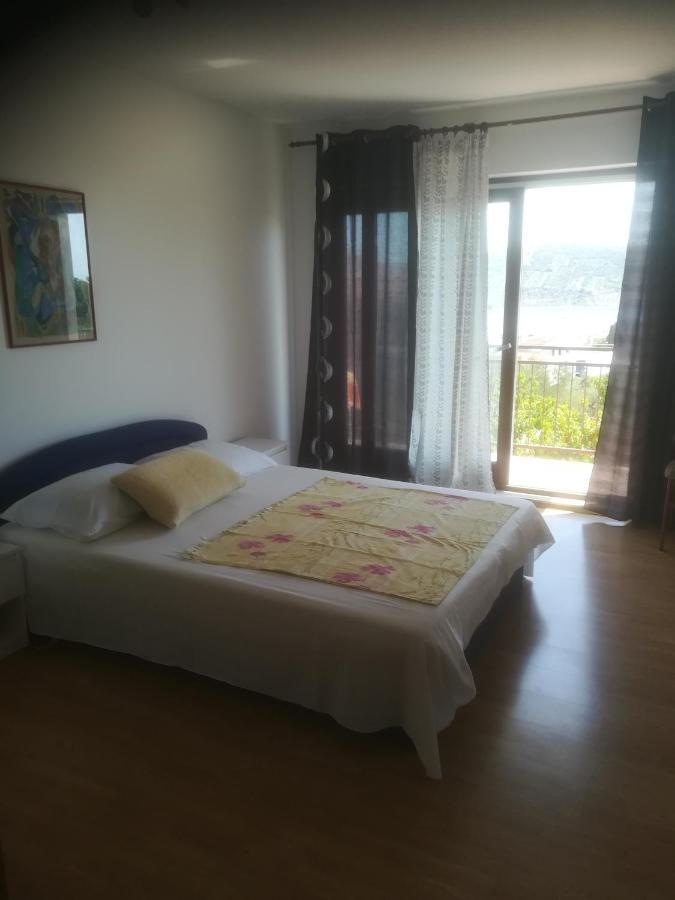 Apartmani Huljev Primošten Esterno foto