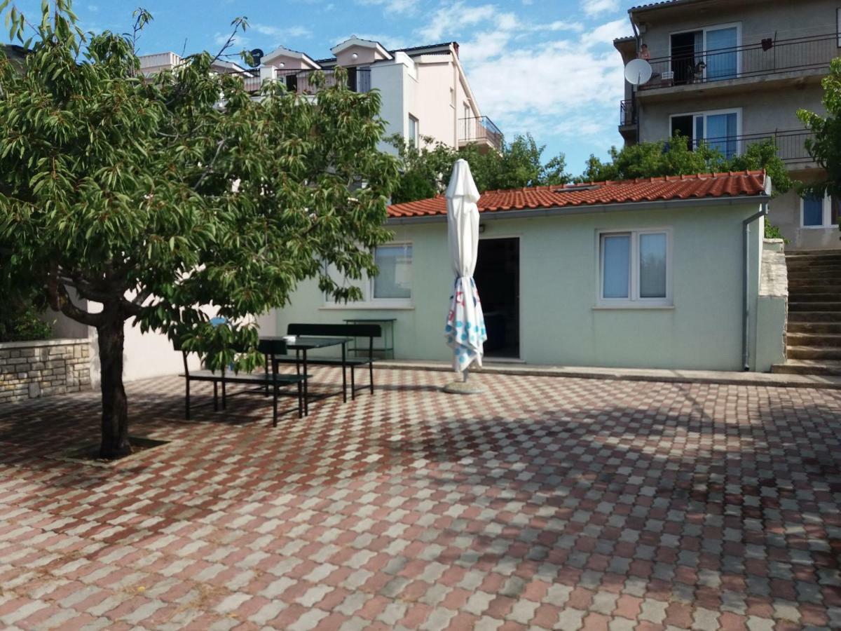 Apartmani Huljev Primošten Esterno foto