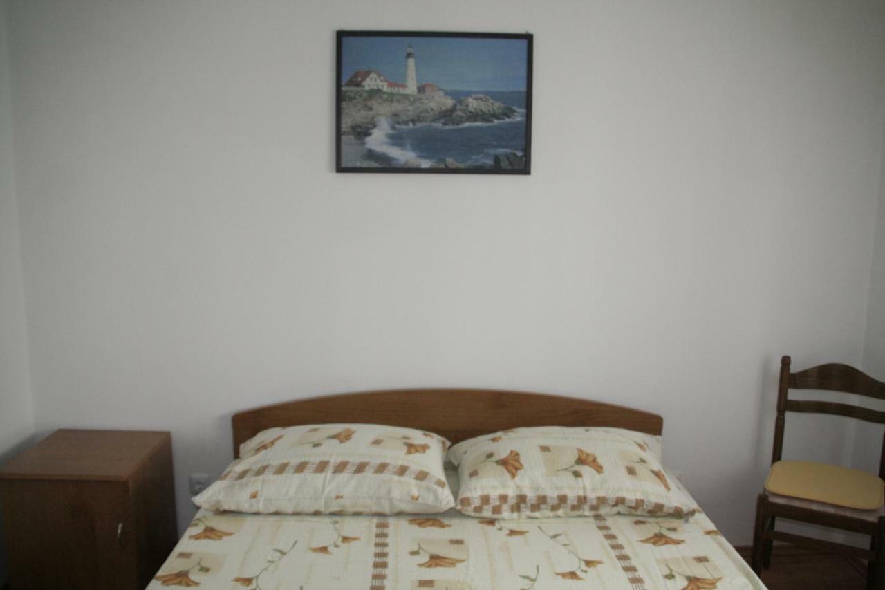 Apartmani Huljev Primošten Esterno foto