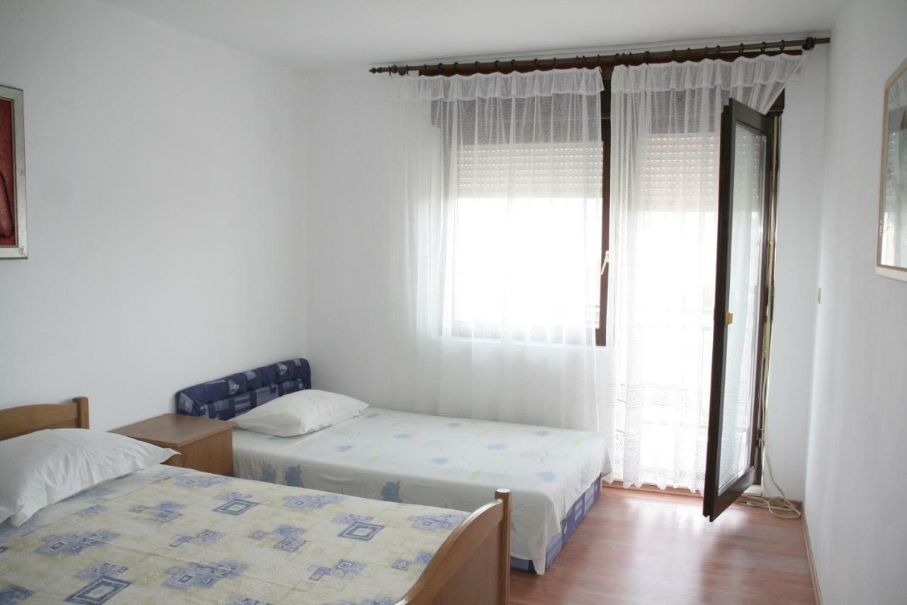 Apartmani Huljev Primošten Esterno foto