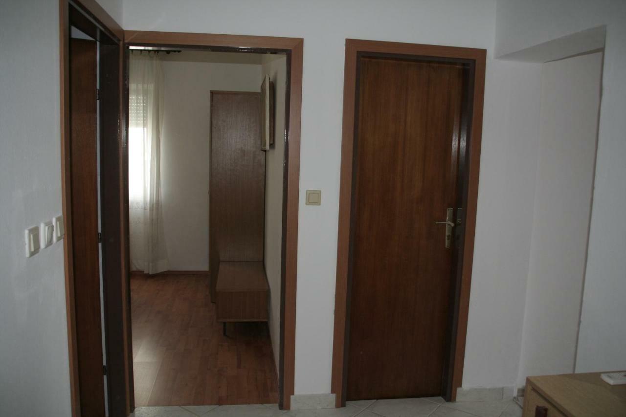 Apartmani Huljev Primošten Esterno foto