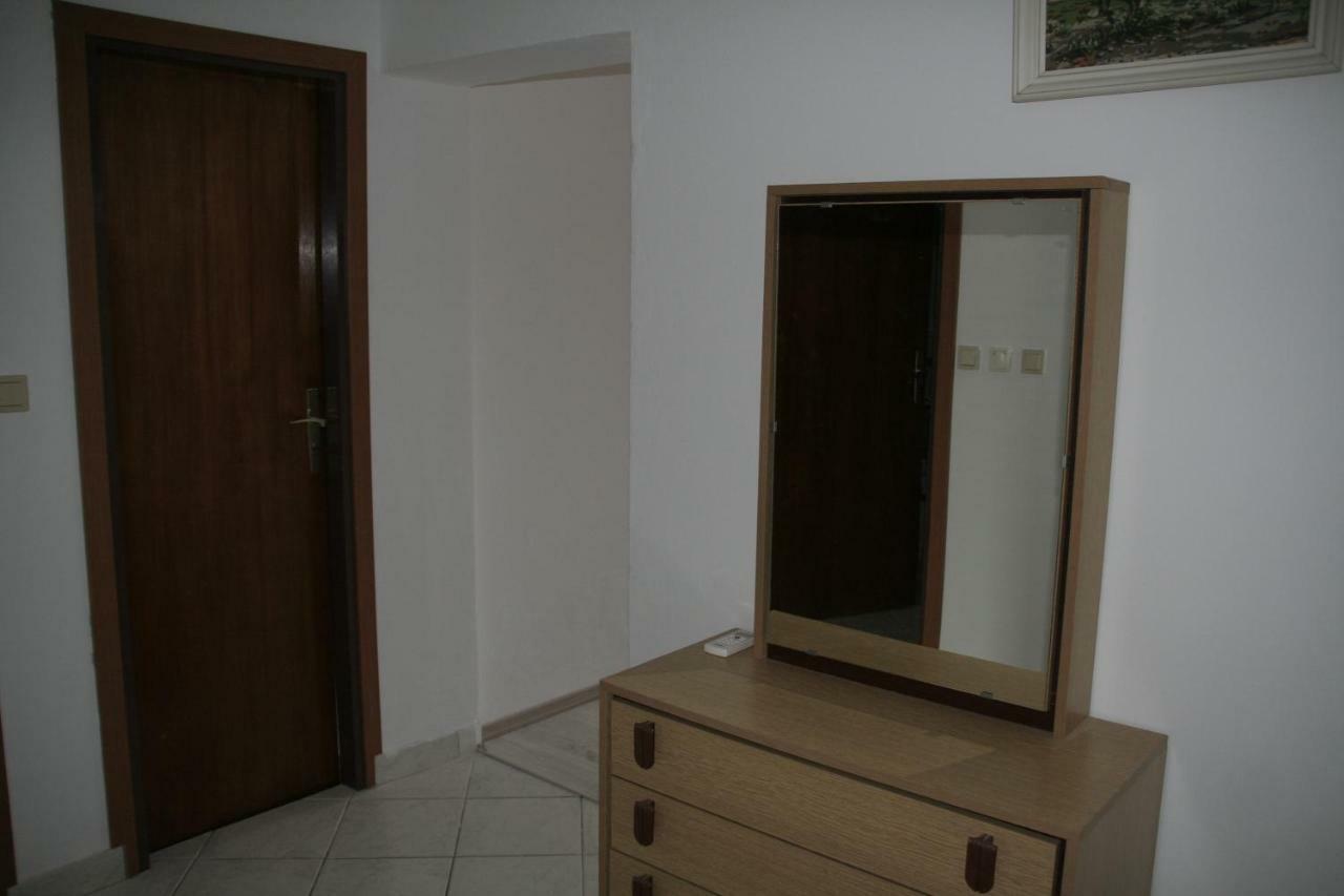 Apartmani Huljev Primošten Esterno foto