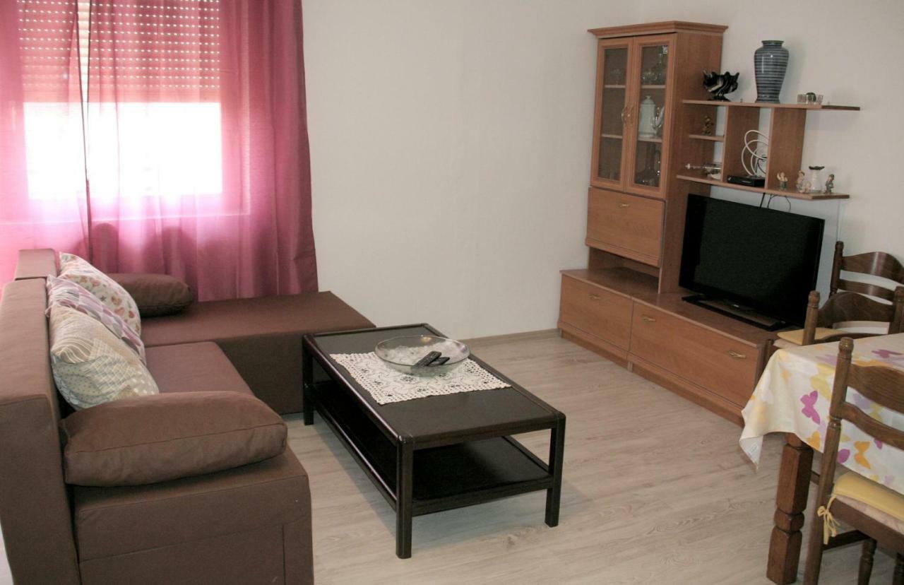 Apartmani Huljev Primošten Esterno foto