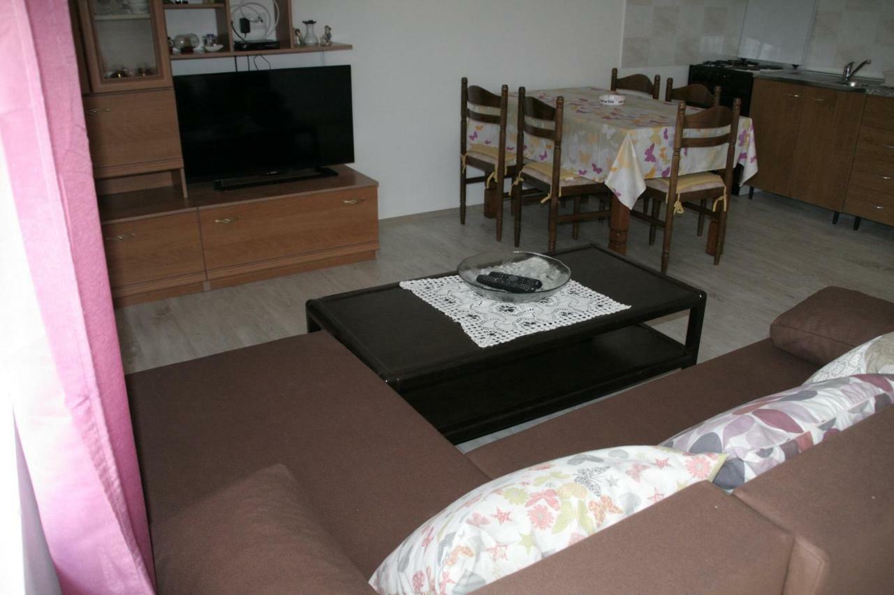 Apartmani Huljev Primošten Esterno foto